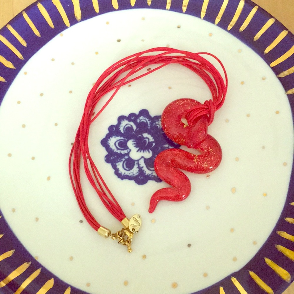 Murano glass snake charm with necklace🐍